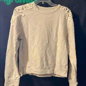 Hollister Off White Lace shoulder longsleeve